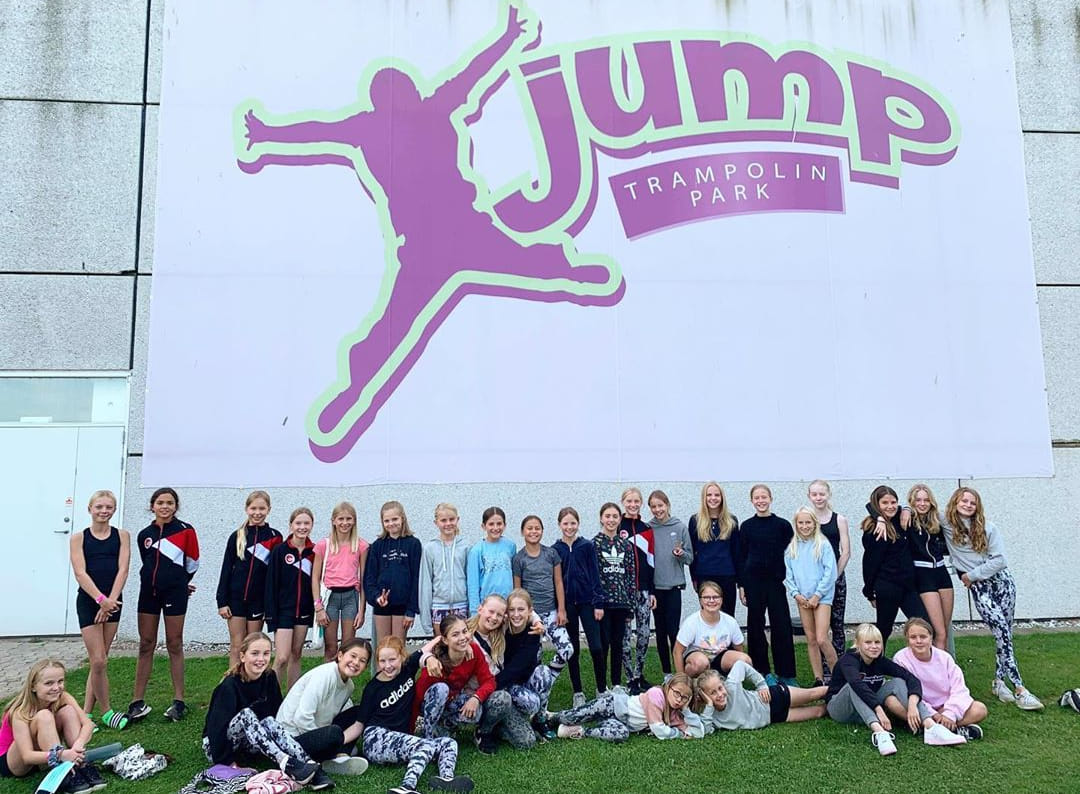 GIF Gymnastiks Minipiger I Xjump