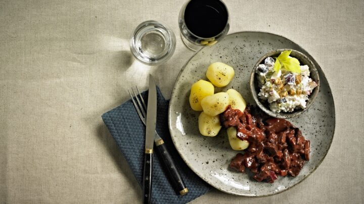 Vildtgryde med waldorfsalat